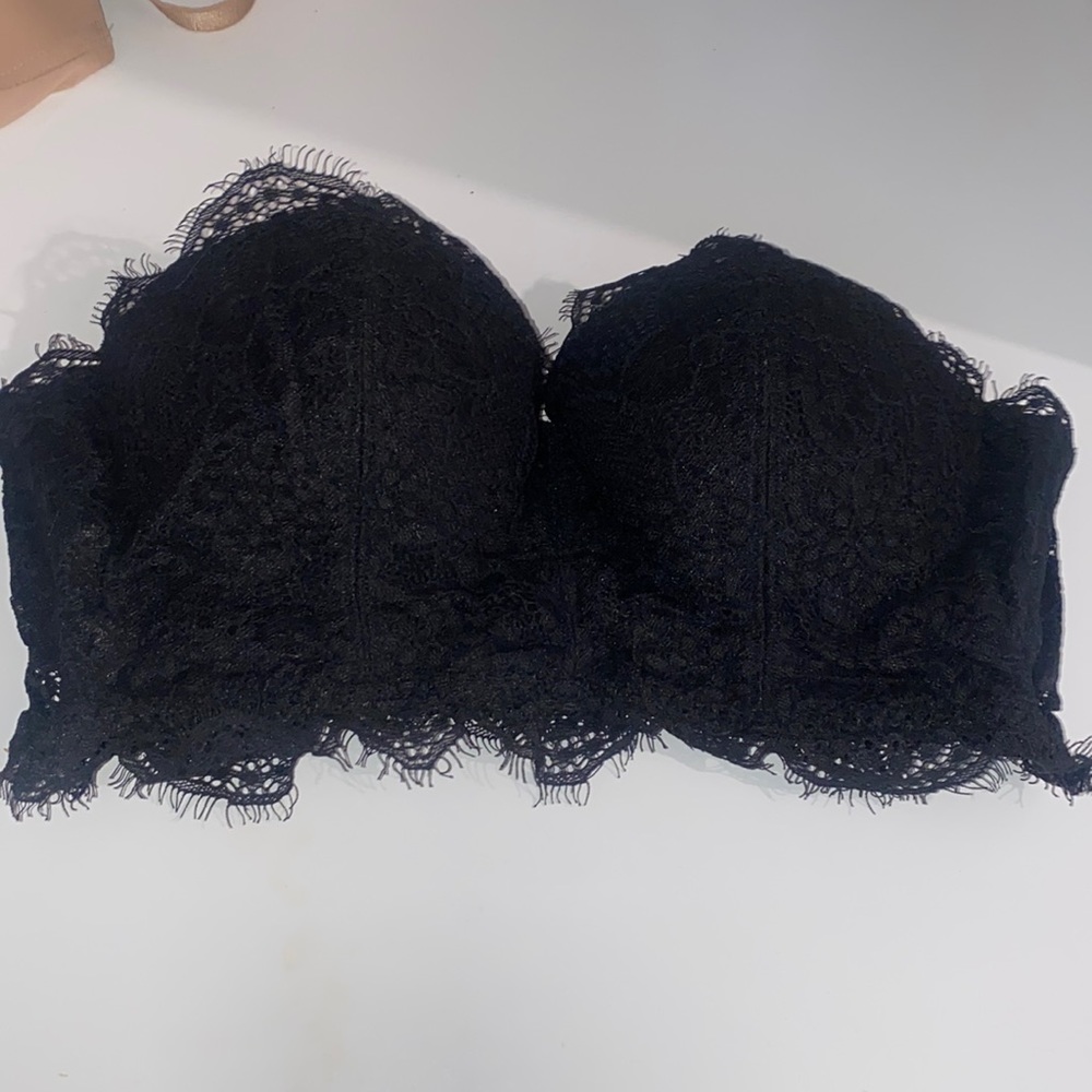 Victoria’s Secret PINK black lace lightly lined crop bustier